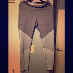 Old Navy Workout Leggings XL